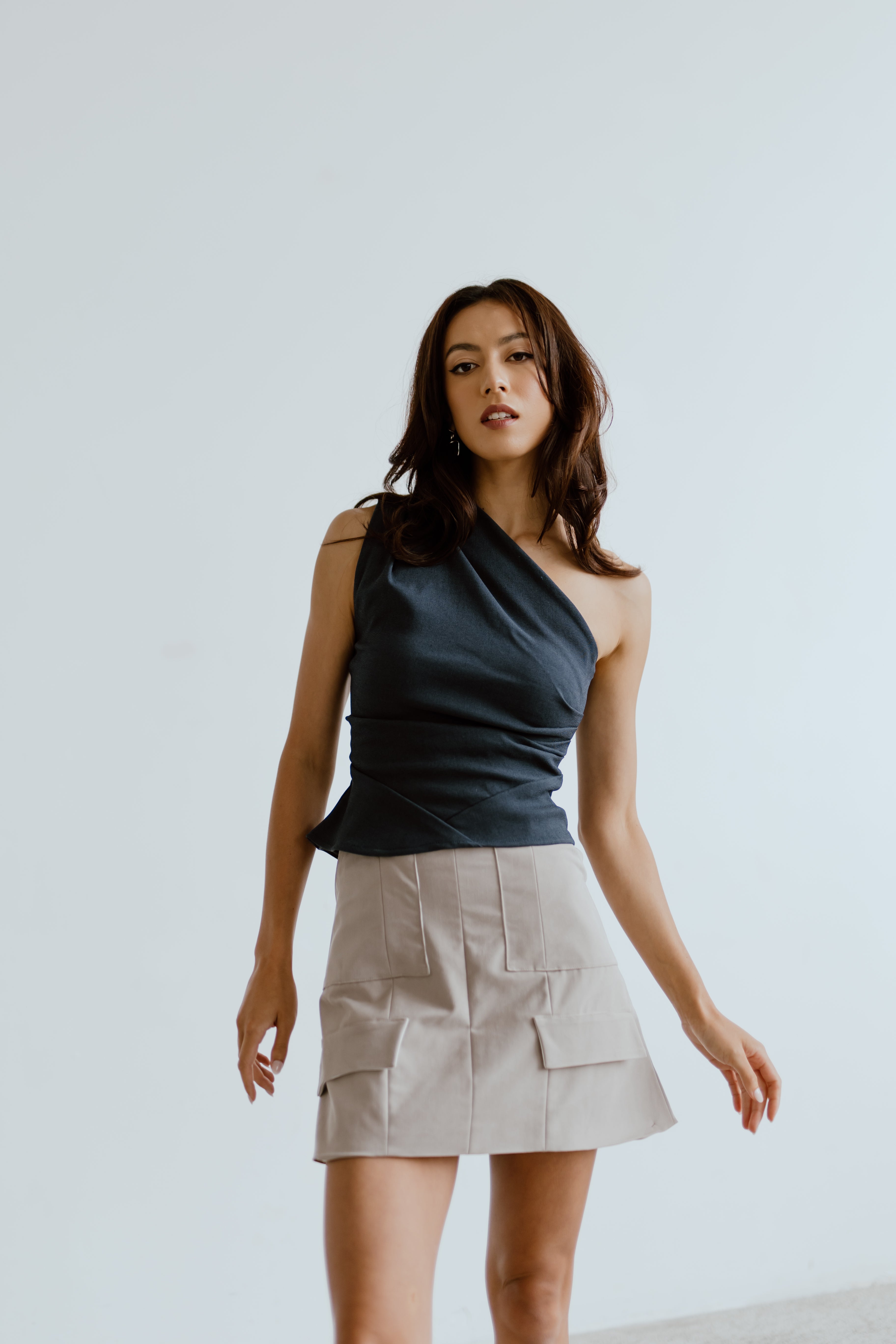 05. ESSENTIAL SKIRT