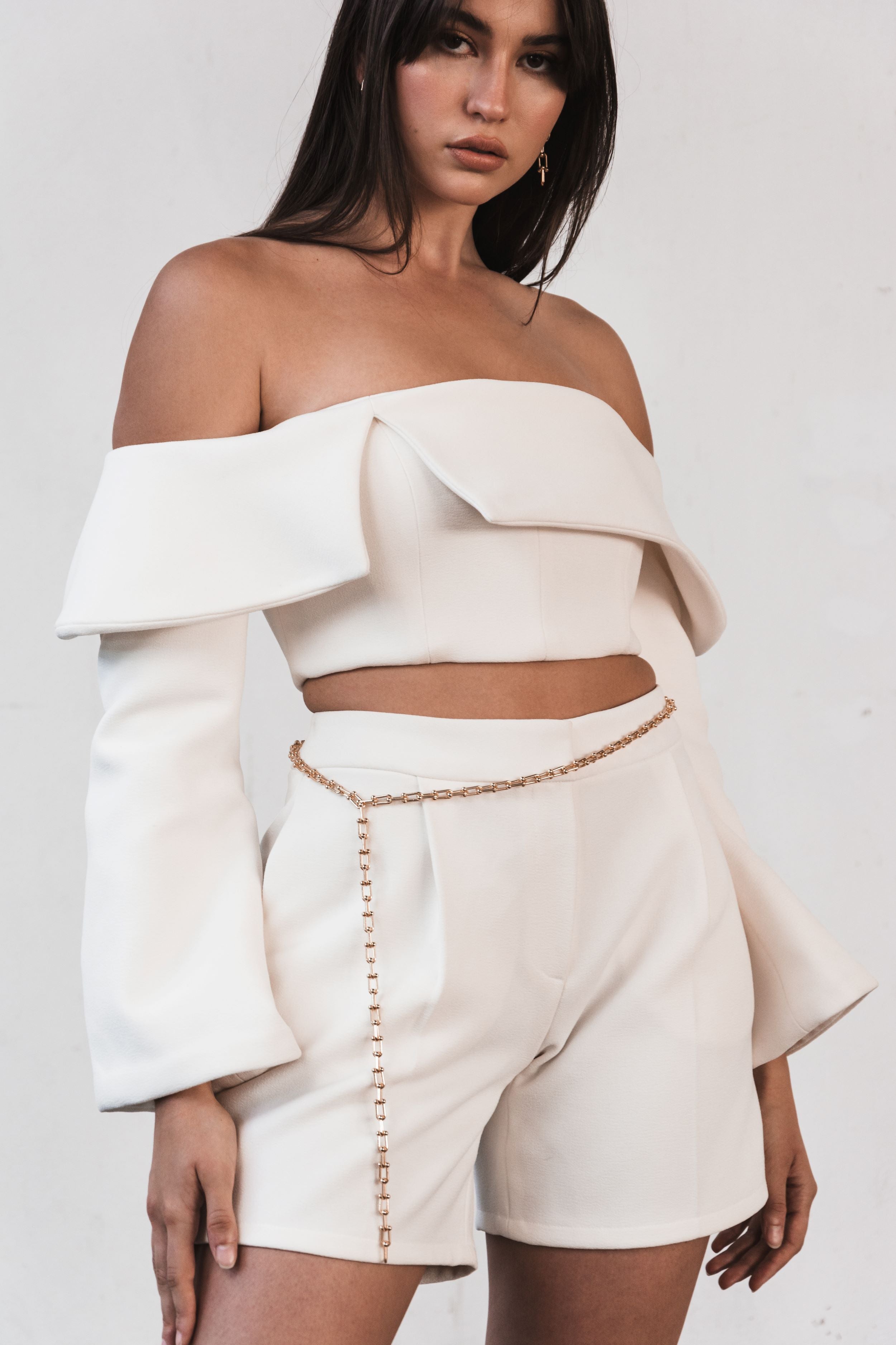 04. CREPE CROPPED TOP